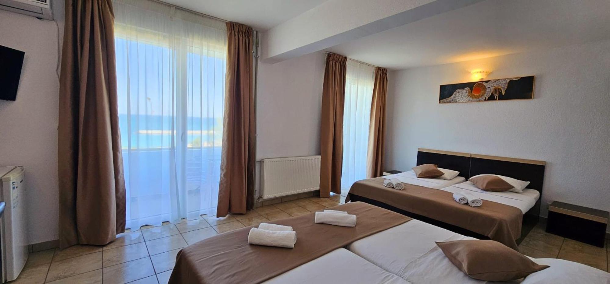 Hotel Cosmos Eforie Sud  Bagian luar foto